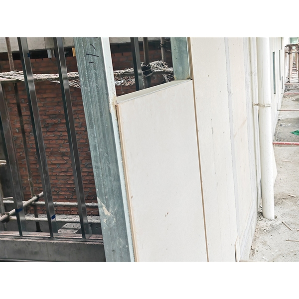 栖霞泄爆墙 专业泄爆 质量轻 优质原料 阻燃三小时 性能稳定